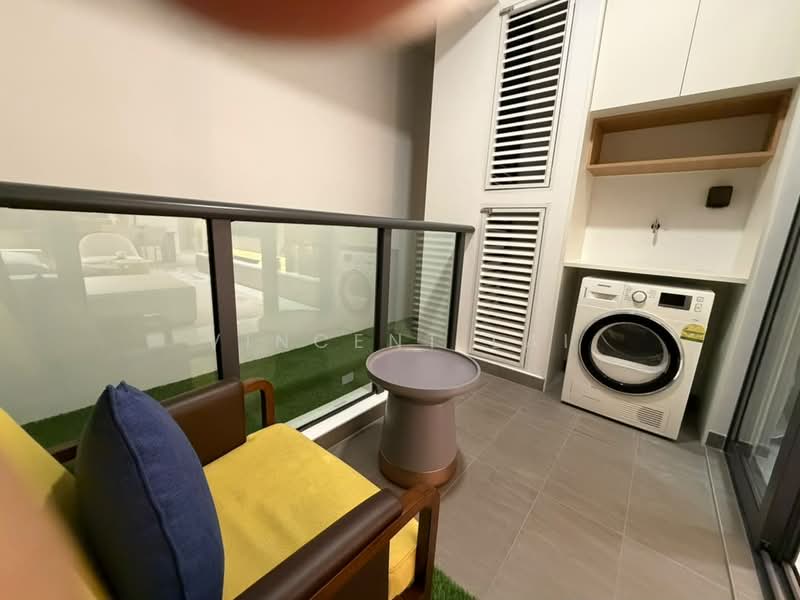 Pangsapuri untuk Dijual di R&F Princess Cove Phase 3-New Casa Suites - Vincent Lai - Balcony - PropertyGuru.com.my