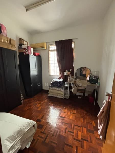 Pangsapuri untuk Dijual di Subang Perdana Goodyear Court 7 - Soh Ping - Bedroom - PropertyGuru.com.my