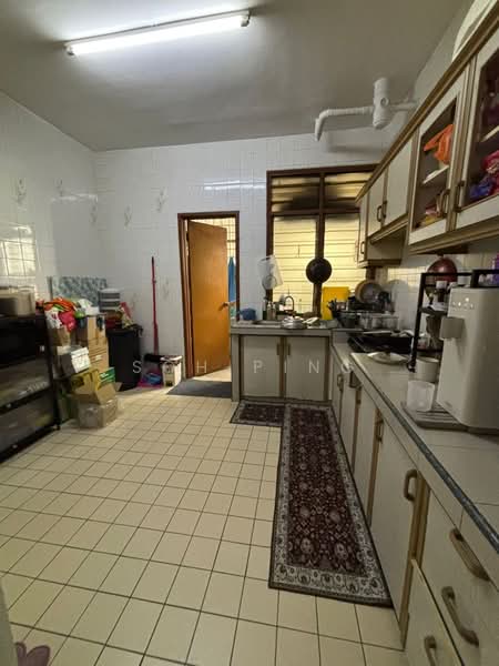 Pangsapuri untuk Dijual di Subang Perdana Goodyear Court 7 - Soh Ping - Kitchen - PropertyGuru.com.my