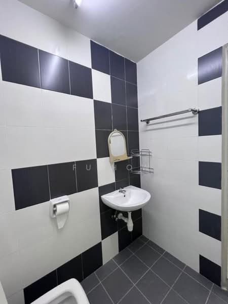 Condominium for Sale at Royale Infinity - FU HOW - Bathroom - PropertyGuru.com.my