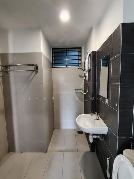 Pangsapuri untuk Disewa di Midori Green (Pangsapuri Hijauan) - Jessica Ma - Bathroom - PropertyGuru.com.my