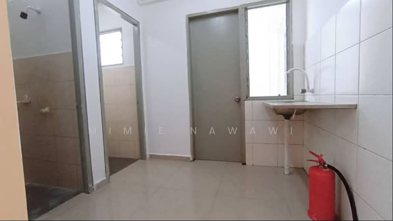 Apartment for Sale at Gapura Bayu - Mimie Nawawi - Bathroom - PropertyGuru.com.my