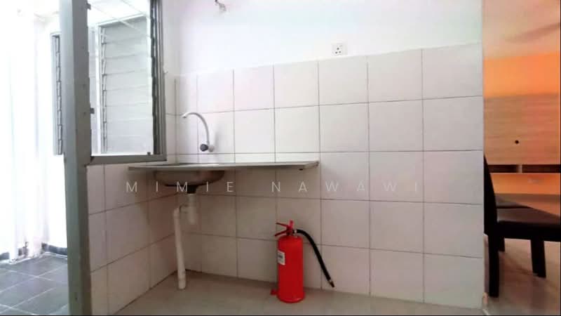 Apartment for Sale at Gapura Bayu - Mimie Nawawi - Kitchen - PropertyGuru.com.my