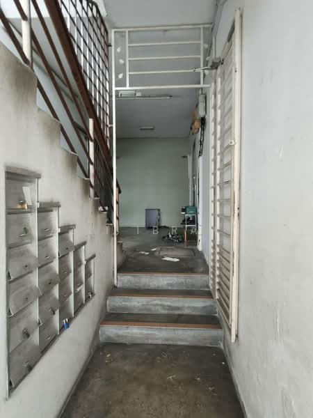 Pangsapuri untuk Dijual di Permai @ USJ 1 (Coral Court) - Azli Ibrahim - Entrance - PropertyGuru.com.my