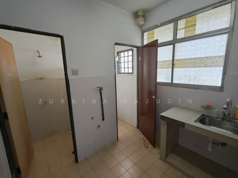 Apartment for Sale at Pangsapuri Rimba Jaya - Zuraina Rajudin - Interior - PropertyGuru.com.my