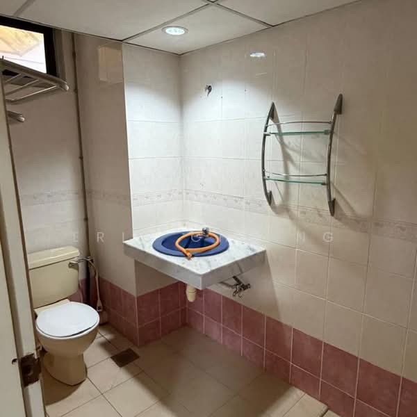 Pangsapuri untuk Dijual di Forest Field - Eric Cheang - Bathroom - PropertyGuru.com.my