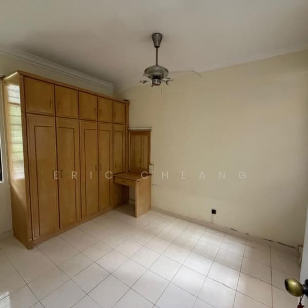 Pangsapuri untuk Dijual di Forest Field - Eric Cheang - Bedroom - PropertyGuru.com.my