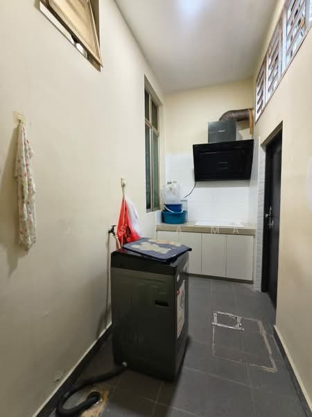 2-storey Terraced House for Rent in Austin (Johor Bahru) - Jessica Ma - Kitchen - PropertyGuru.com.my