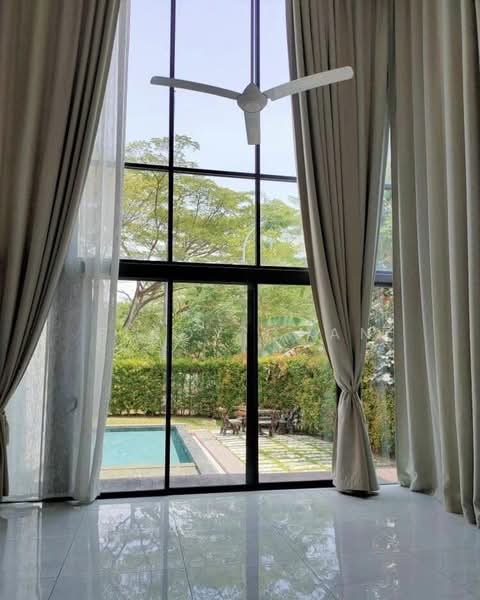 Bungalow House untuk Dijual di Leisure Farm (Gelang Patah) - Elroy Chan - Living Room - PropertyGuru.com.my