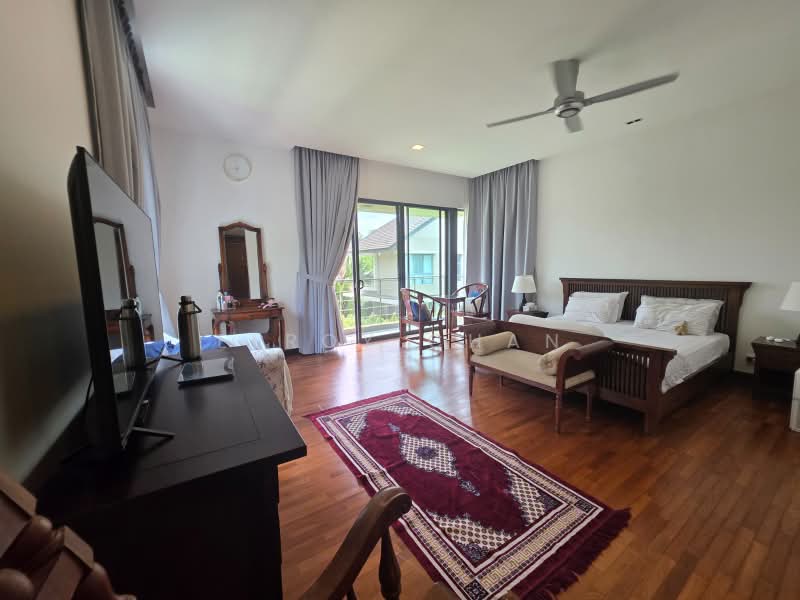 Bungalow House untuk Dijual di Leisure Farm (Gelang Patah) - Elroy Chan - Bedroom - PropertyGuru.com.my