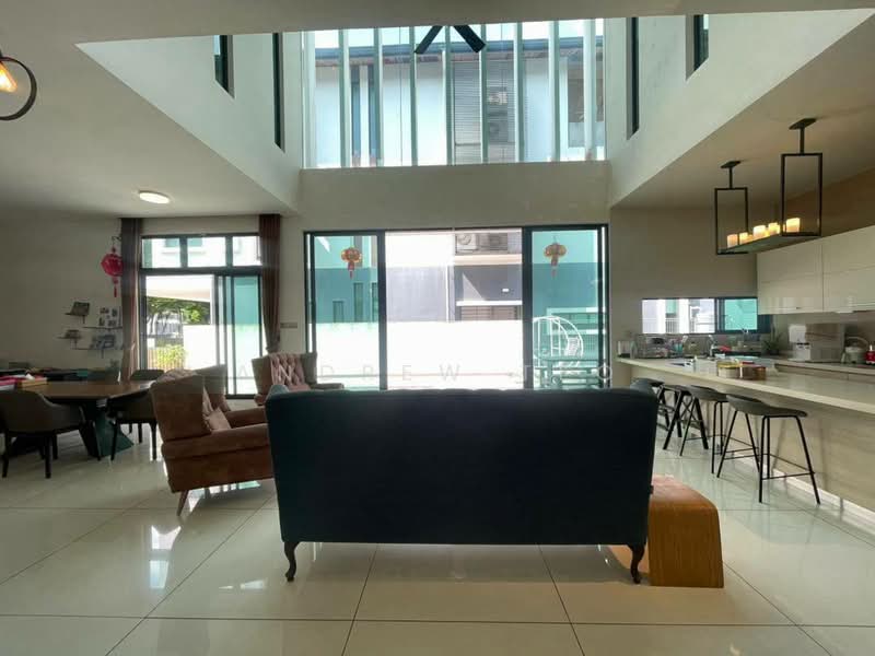 Bungalow House for Sale in Senibong Cove (Masai) - Andrew Teo - Living Room - PropertyGuru.com.my
