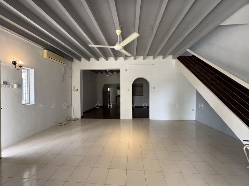 Rumah Berkembar untuk Disewa di Tanjung Bungah (Penang) - Huck Cheng Yeoh - Living Room - PropertyGuru.com.my