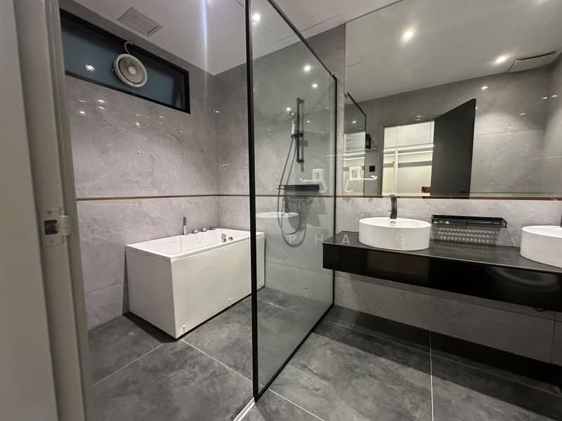 Service Residence for Sale at Molek Regency - Mavis Phang - PropertyGuru.com.my