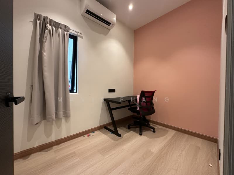 Service Residence for Sale at Molek Regency - Mavis Phang - PropertyGuru.com.my