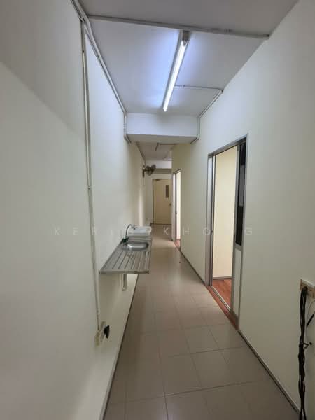 Office for Rent in Pelangi Damansara (Petaling Jaya) - Keric Khong - Corridor - PropertyGuru.com.my