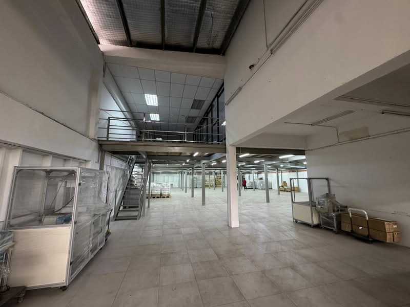 Semi-D Factory for Sale in Taman Perindustrian Cemerlang (Ulu Tiram) - William Tay - Interior - PropertyGuru.com.my