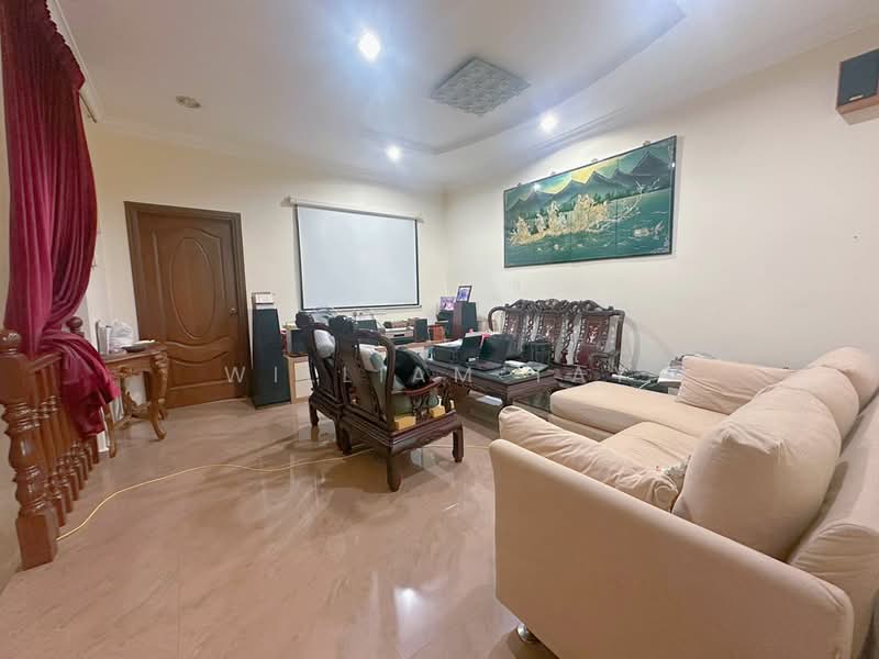 Rumah Teres 2-Tingkat untuk Dijual di Taman Sutera Utama (Skudai) - William Tay - Living Room - PropertyGuru.com.my