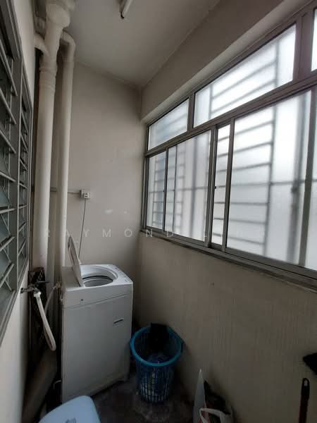 Condominium for Rent at Residensi Laguna (Sunway Belvedere) - Raymond Ling - Balcony - PropertyGuru.com.my