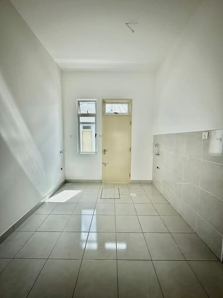 1-storey Terraced House for Sale in Bandar Putra (Kulai) - Janlly Jong - Interior - PropertyGuru.com.my