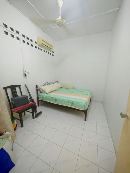 Rumah Teres 1-Tingkat untuk Dijual di Kepong Baru (Kepong) - Suki Tan - Bedroom - PropertyGuru.com.my