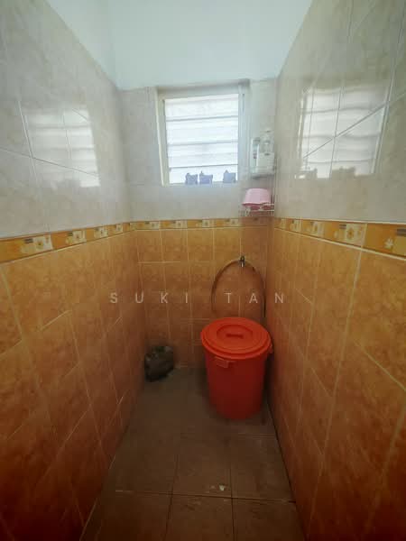 Rumah Teres 1-Tingkat untuk Dijual di Kepong Baru (Kepong) - Suki Tan - Bathroom - PropertyGuru.com.my