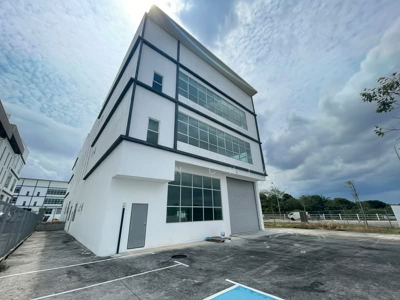 Semi-D Factory for Sale in Skudai (Johor) - Joan Chia - Exterior - PropertyGuru.com.my