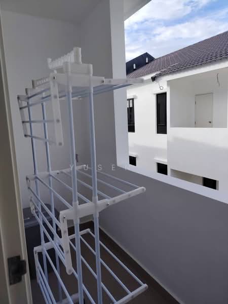 Townhouse for Rent in Bandar Cassia (Batu Kawan) - Yusen . - Balcony - PropertyGuru.com.my