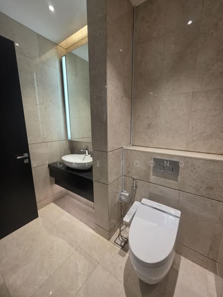 Servis Apartment untuk Dijual di The Ritz-Carlton Residences - Vickie Foong - Bathroom - PropertyGuru.com.my