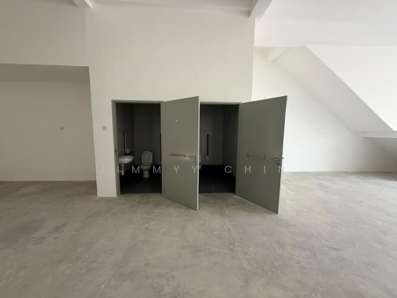 Shop for Rent in Kuching (Sarawak) - Jimmyy Chin - Bathroom - PropertyGuru.com.my
