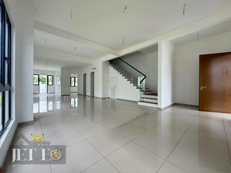 Rumah Berkembar untuk Dijual di Eco Sanctuary (Telok Panglima Garang) - Daniel Kok - Living Room - PropertyGuru.com.my