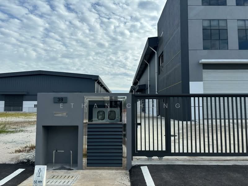 Detached Factory for Rent in Kampung Sri Cheeding (Jenjarom) - Ethan Chong - Exterior - PropertyGuru.com.my
