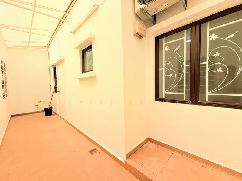 2-storey Terraced House for Sale in Laman Glenmarie (Shah Alam) - Muhairi Rahman - Exterior - PropertyGuru.com.my