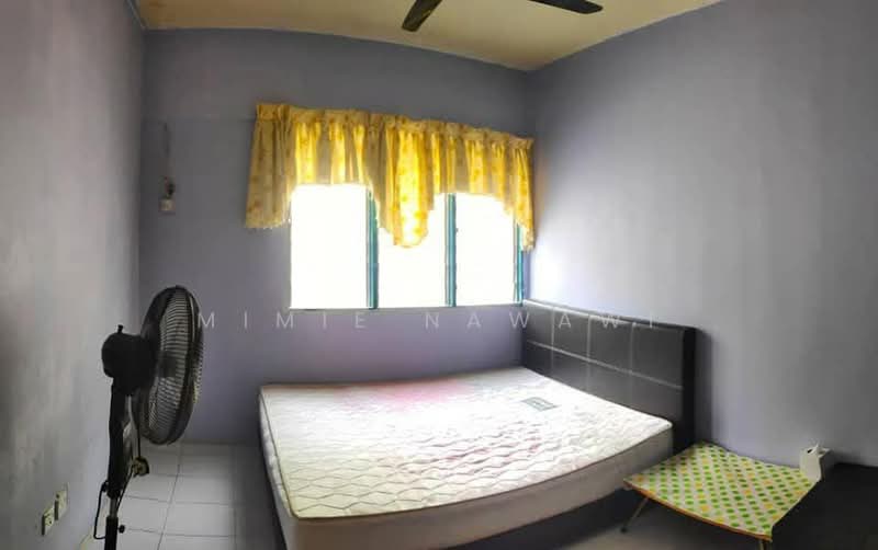 Flat for Sale at Kajang 2 - Mimie Nawawi - Bedroom - PropertyGuru.com.my