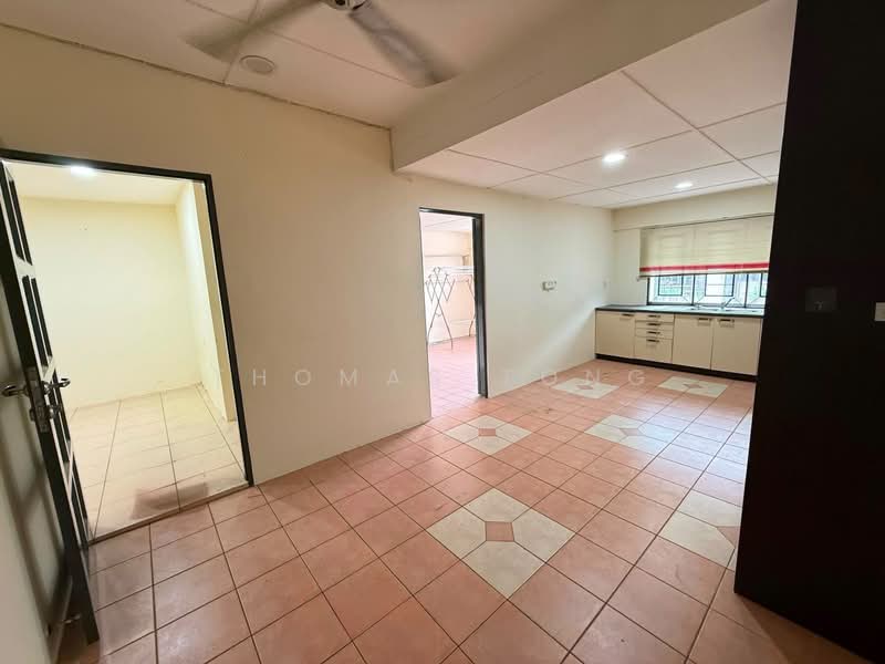 2-storey Terraced House for Rent in Kuching (Sarawak) - Thomas Tong - Kitchen - PropertyGuru.com.my