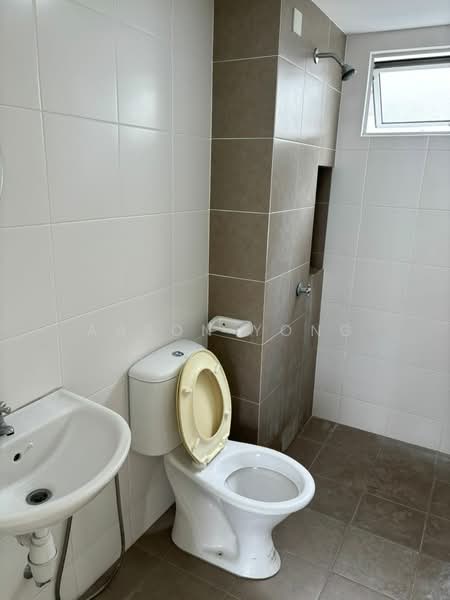 Pangsapuri untuk Disewa di D'Cassia - Aaron Yong - Bathroom - PropertyGuru.com.my