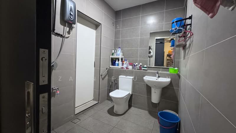 Rumah Teres 2-Tingkat untuk Dijual di Shah Alam (Selangor) - Zann Fauzan - Bathroom - PropertyGuru.com.my