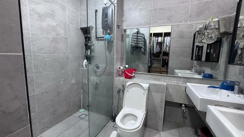 Rumah Teres 2-Tingkat untuk Dijual di Shah Alam (Selangor) - Zann Fauzan - Bathroom - PropertyGuru.com.my