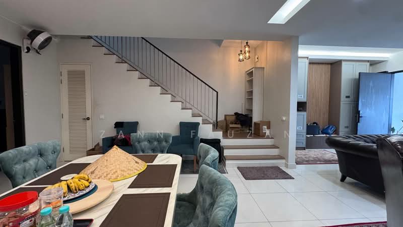 Rumah Teres 2-Tingkat untuk Dijual di Shah Alam (Selangor) - Zann Fauzan - Dining Room - PropertyGuru.com.my