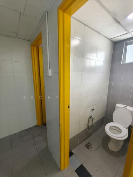 Shop / Office for Rent in Subang Bestari (Shah Alam) - Jacey Ching - Bathroom - PropertyGuru.com.my