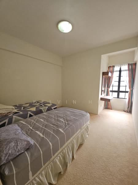 Pangsapuri untuk Disewa di Mawar Apartment - Kelvin Ho - Bedroom - PropertyGuru.com.my