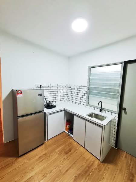 Pangsapuri untuk Disewa di Jelutong Park - Jerry Tan - Kitchen - PropertyGuru.com.my