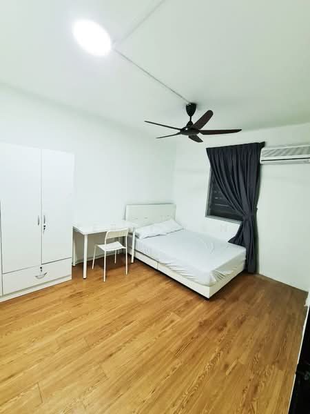 Pangsapuri untuk Disewa di Jelutong Park - Jerry Tan - Bedroom - PropertyGuru.com.my