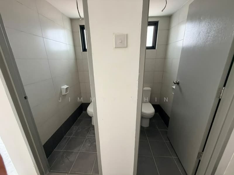 Shop for Rent in Kuching (Sarawak) - Jimmyy Chin - Bathroom - PropertyGuru.com.my