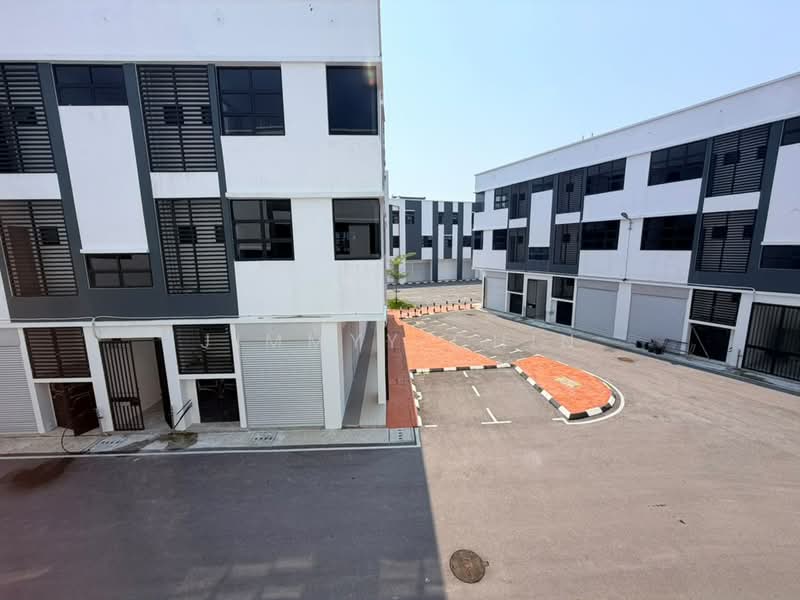 Shop for Rent in Kuching (Sarawak) - Jimmyy Chin - Exterior - PropertyGuru.com.my