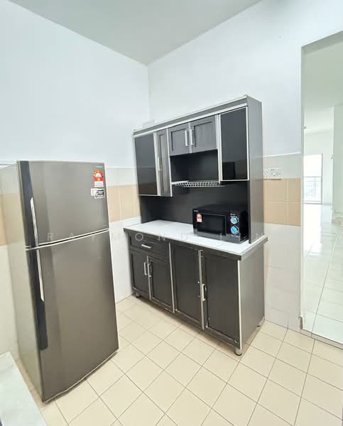 Condominium for Rent at Residensi Laguna (Sunway Belvedere) - Raymond Ling - Kitchen - PropertyGuru.com.my