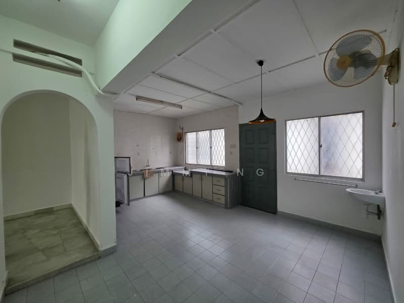 2-storey Terraced House for Sale in Taman Seri Bahagia (Cheras) - Jimmy Ng - Kitchen - PropertyGuru.com.my