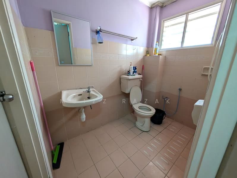 Rumah Teres 2-Tingkat untuk Dijual di Usj 14 (Subang Jaya) - Muizz Razak - PropertyGuru.com.my