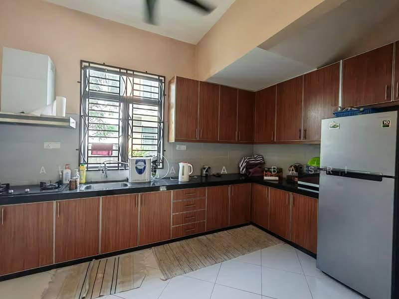 Bungalow House for Sale in Paya Rumput (Melaka) - Ahmad Faizal Basri - Kitchen - PropertyGuru.com.my