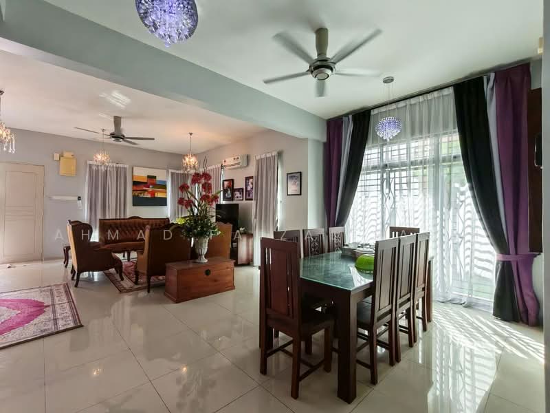 Bungalow House for Sale in Paya Rumput (Melaka) - Ahmad Faizal Basri - Living Room - PropertyGuru.com.my