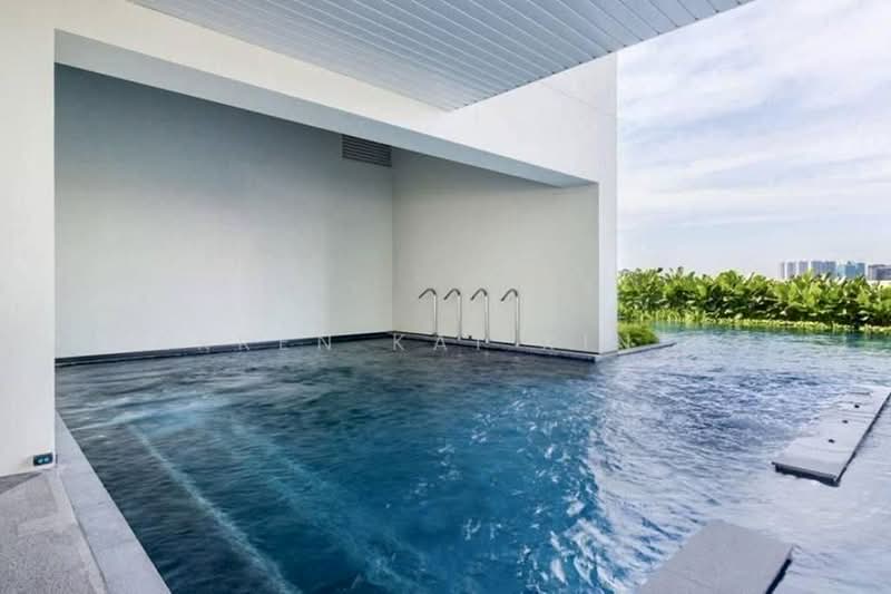 Kediaman Servis untuk Dijual di UNA Serviced Apartment - Darren Kai Xin Ng - Pool - PropertyGuru.com.my